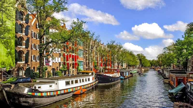 Amsterdam, the Netherlands is requiring new neighborhoods be built without natural-gas infrastructure. It’s also incentivizing residents to remove gas infrastructure from their homes. Source: Pixabay